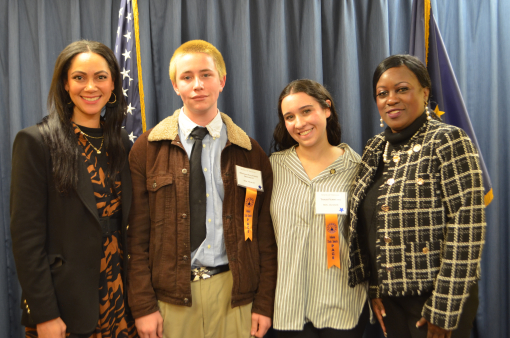 Hunley_Jackson_ThaisFerreira_MatanKaufmanNichols_2.4.25